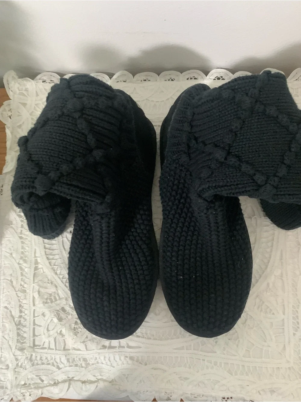 UGG 5879 Classic Argyle Knit Black Boot Size 7